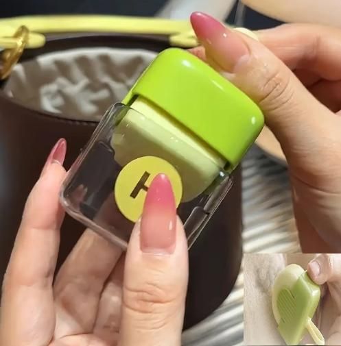 Manual Mini Lint Roller